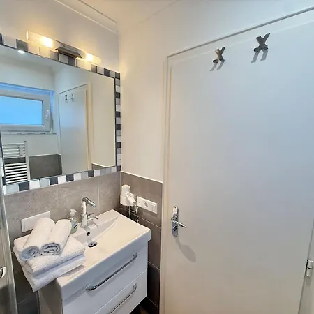 Bötticherstraße 4, App 7 Apartment *